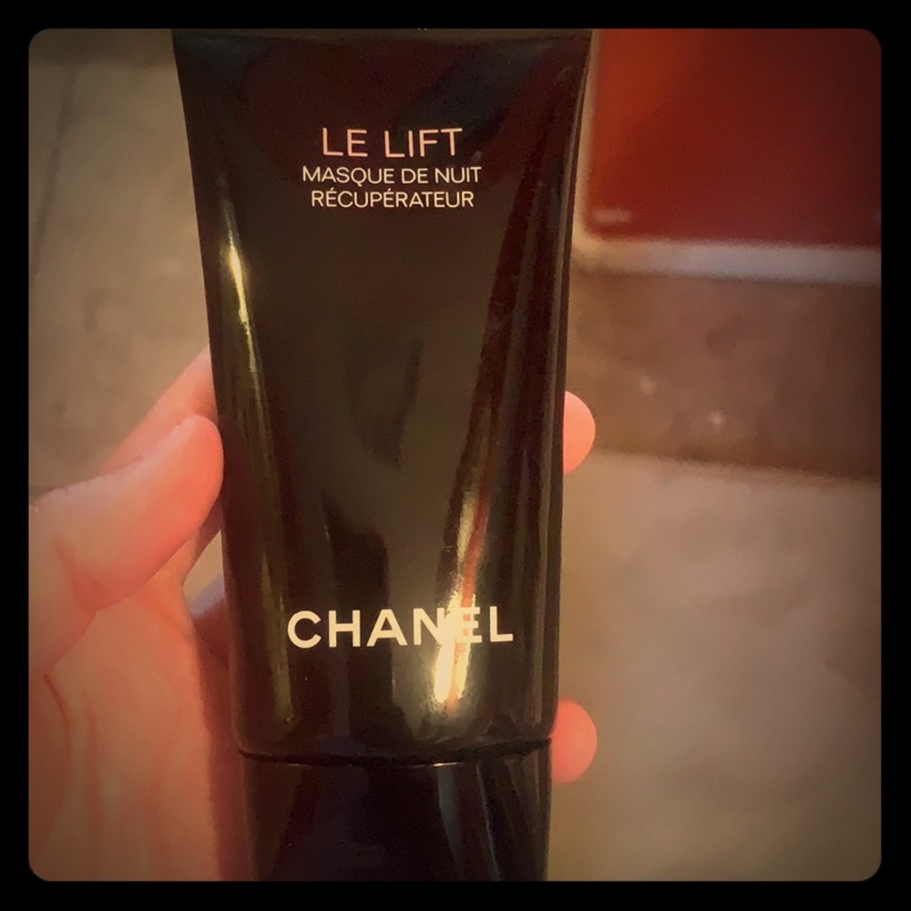 Chanel fave masque